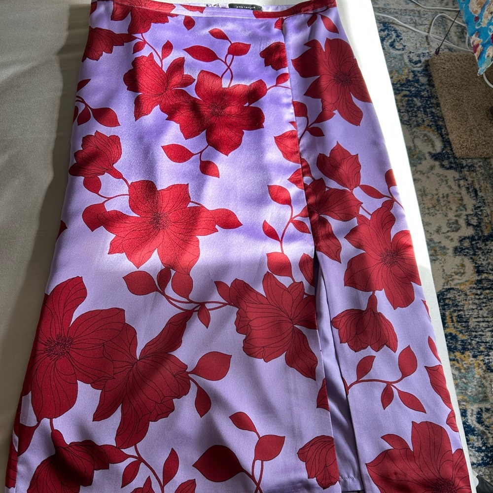 Vibrant Ann Taylor Skirt Size 8